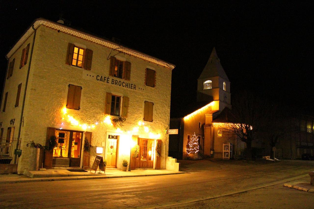 Cafe Brochier Hotel Saint-Julien-en-Vercors Exterior foto